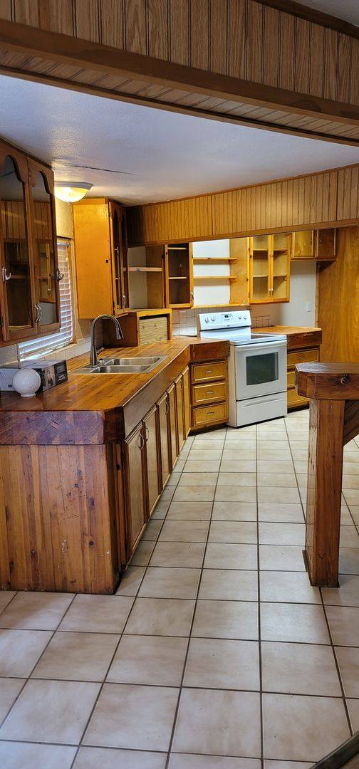 House for rent at 3081 Caldwell Dr, Camino, CA 95709