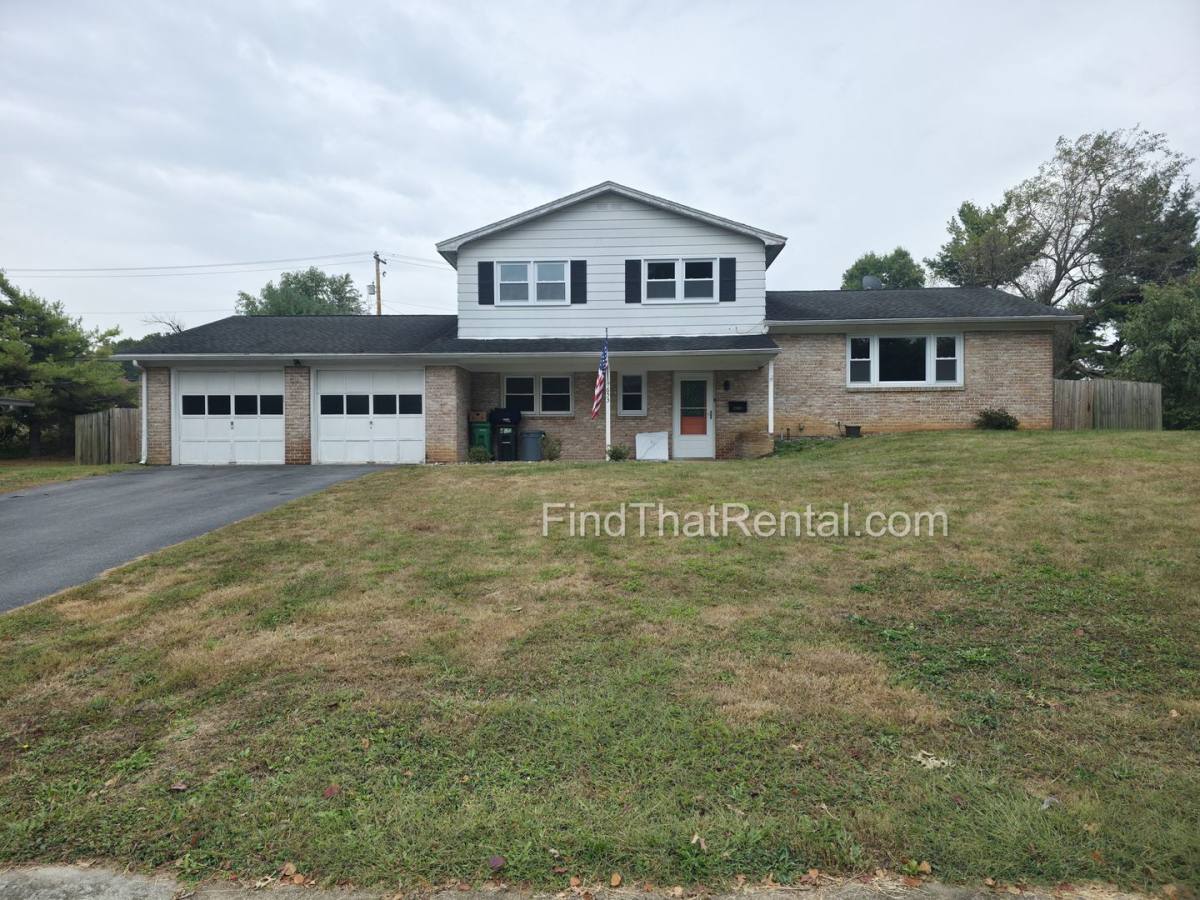 House for rent at 653 Devonshire Dr, Carlisle, PA 17013