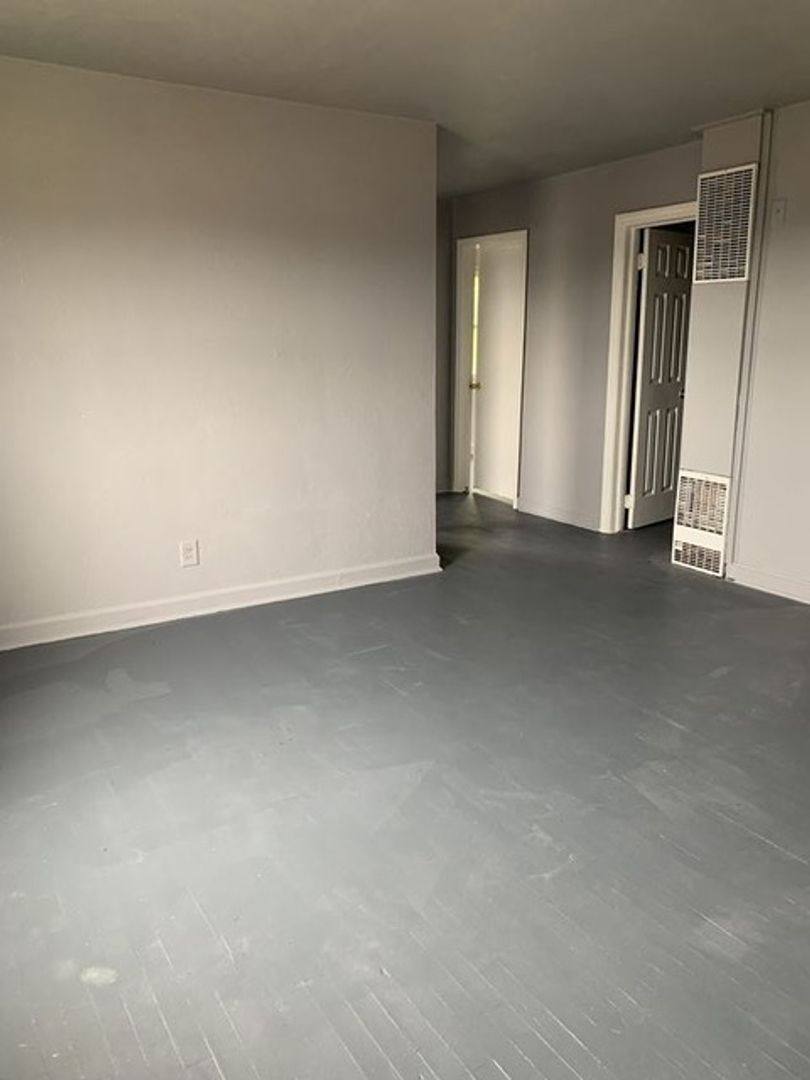 Apartment for rent at 1311 N Main St, Winston Salem, NC 27105