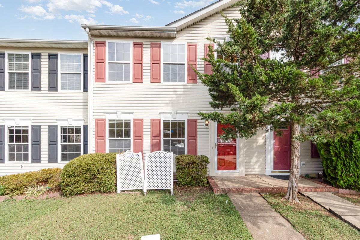 Townhouse for rent at 9929 Matti Hill Court, Fredericksburg, VA 22408