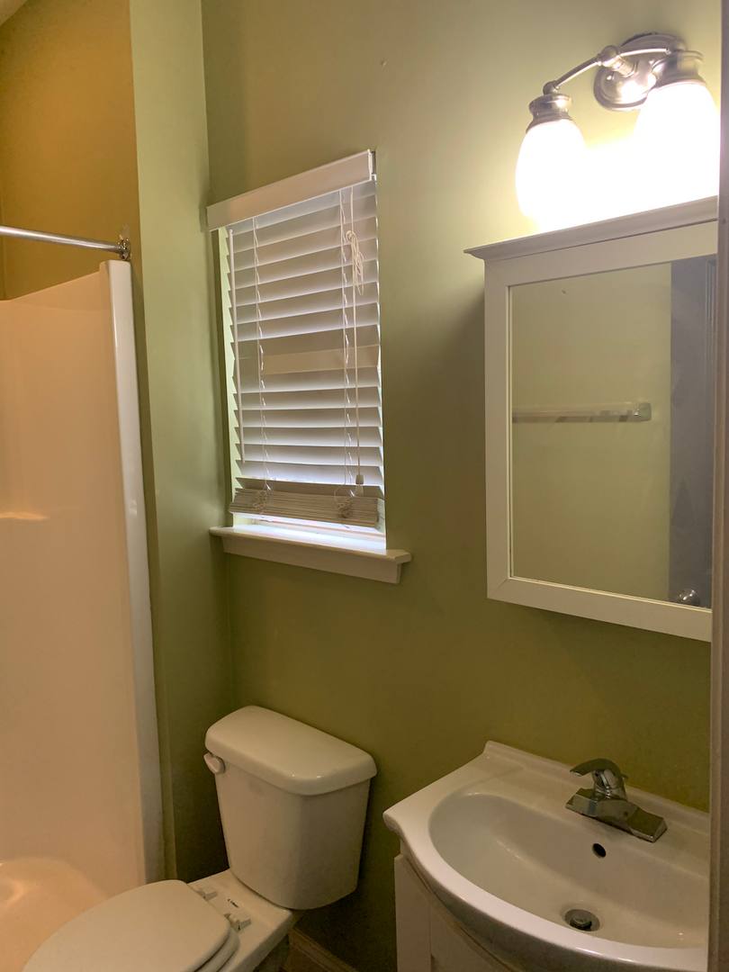 Apartment for rent at 708 Old Central Rd, Central, SC 29630