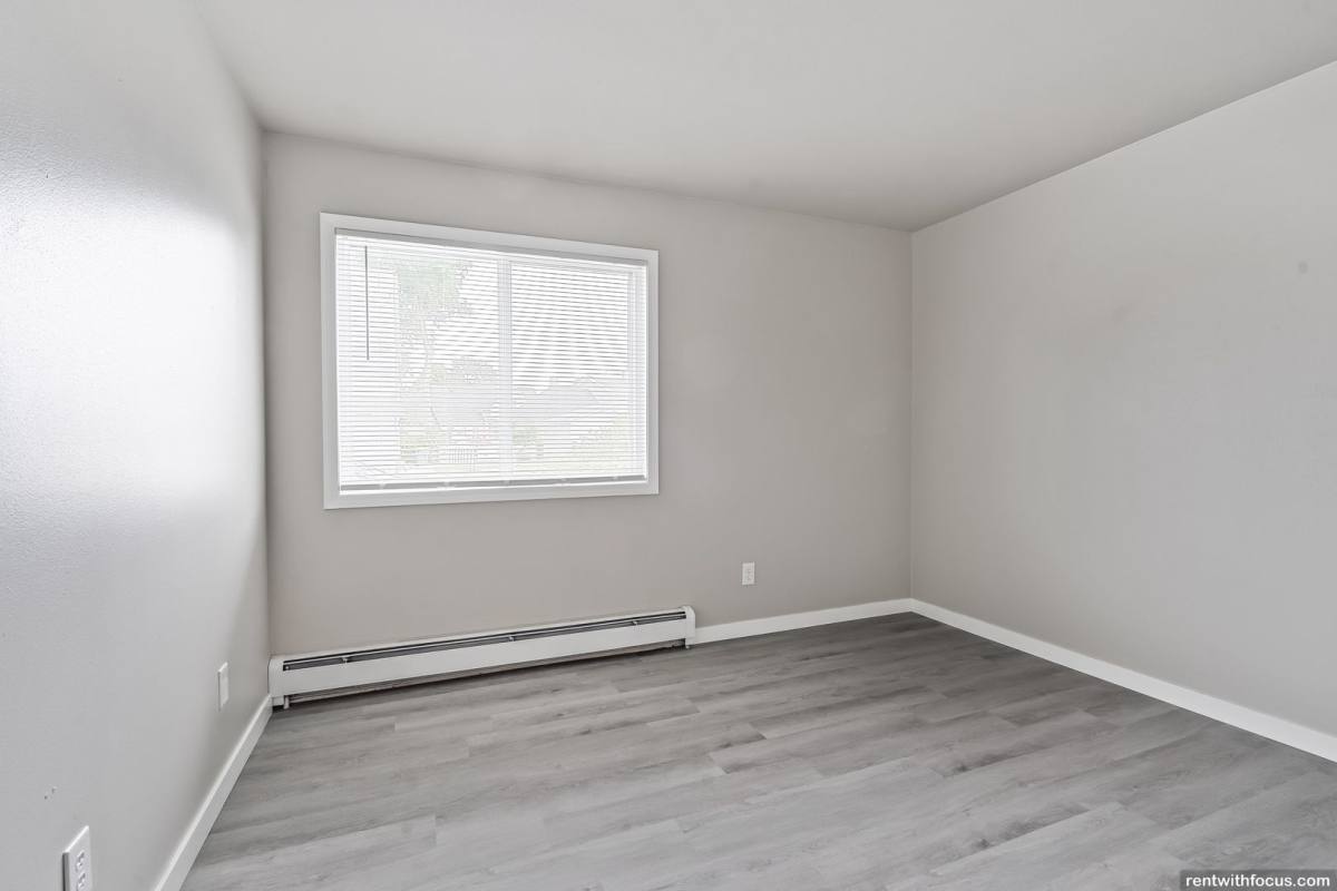 Apartment for rent at 1459-1465 Elm St, Green Bay, WI 54302