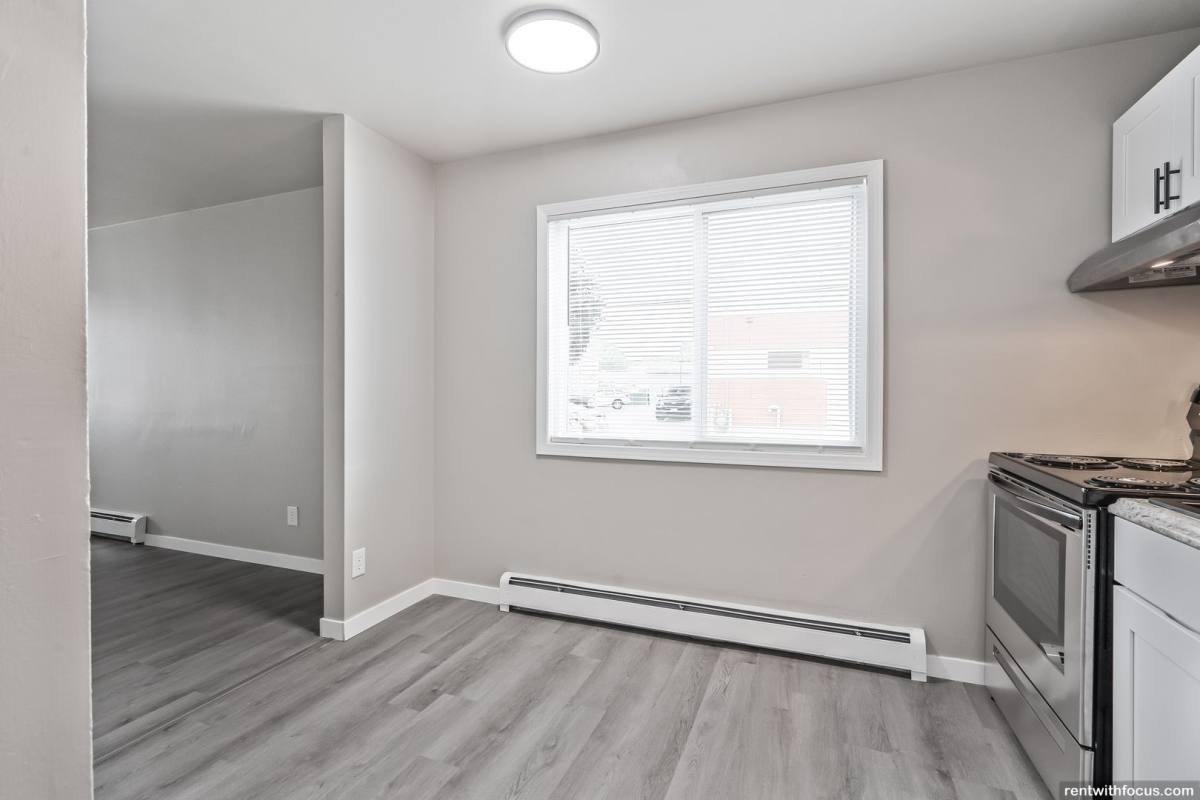 Apartment for rent at 1459-1465 Elm St, Green Bay, WI 54302