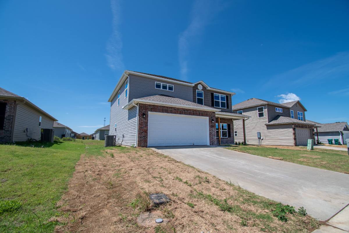 House for rent at 1751 Eveningshade Lane, Centerton, AR 72719