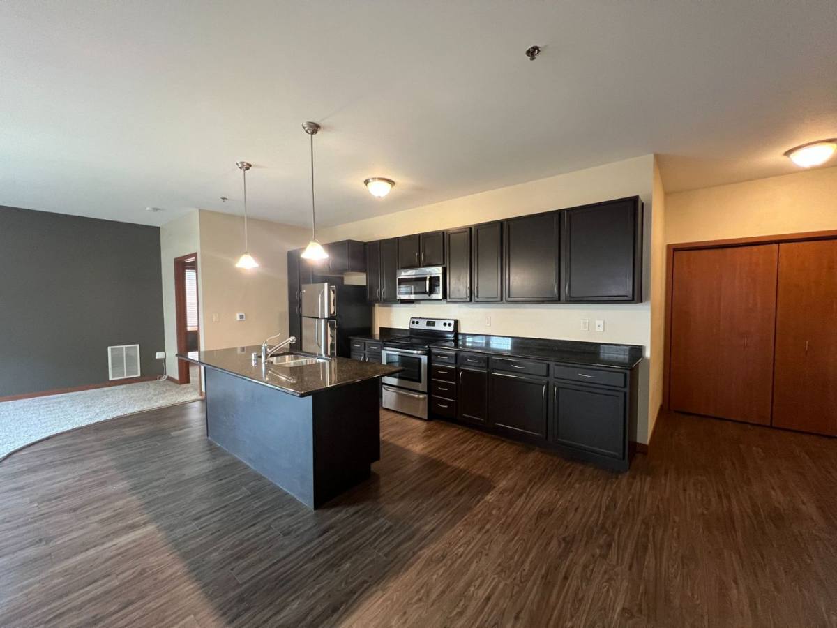Apartment for rent at 401 N Washington St, Green Bay, WI 54301