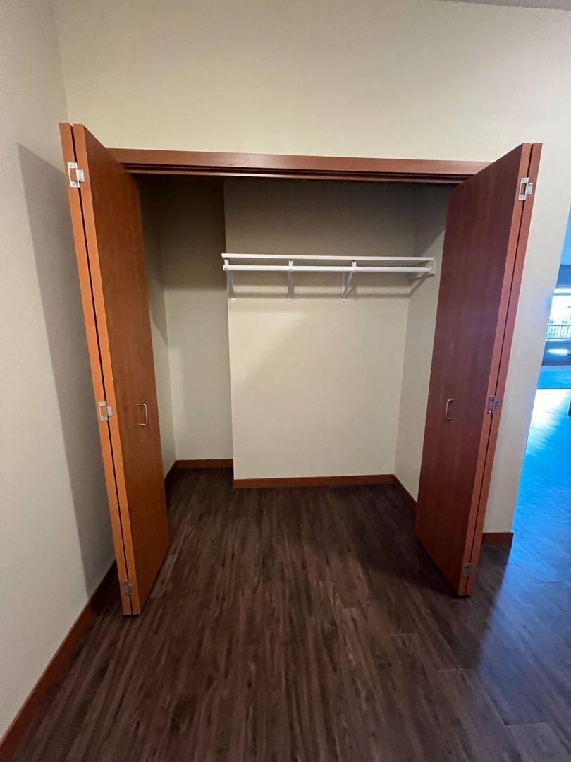 Apartment for rent at 401 N Washington St, Green Bay, WI 54301