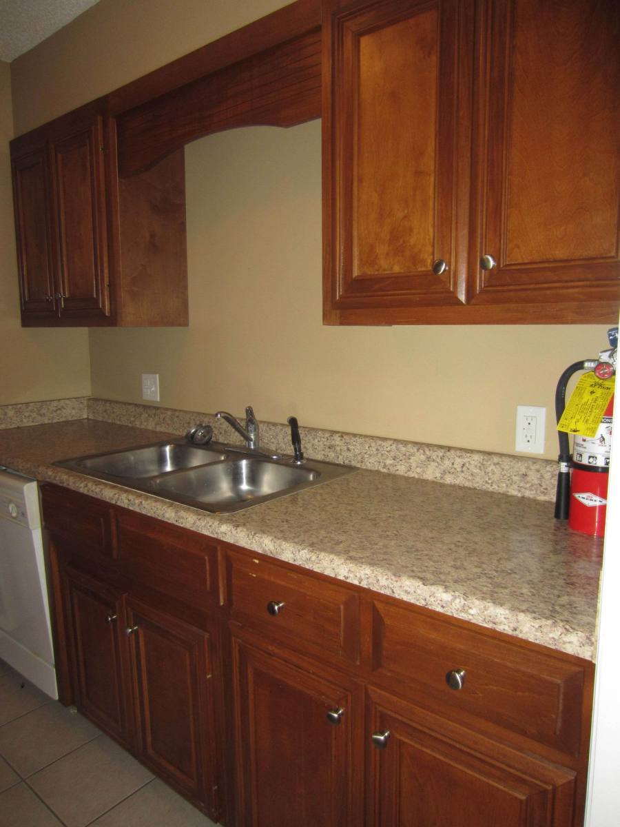 Apartment for rent at 1004 N Oak St, Valdosta, GA 31601