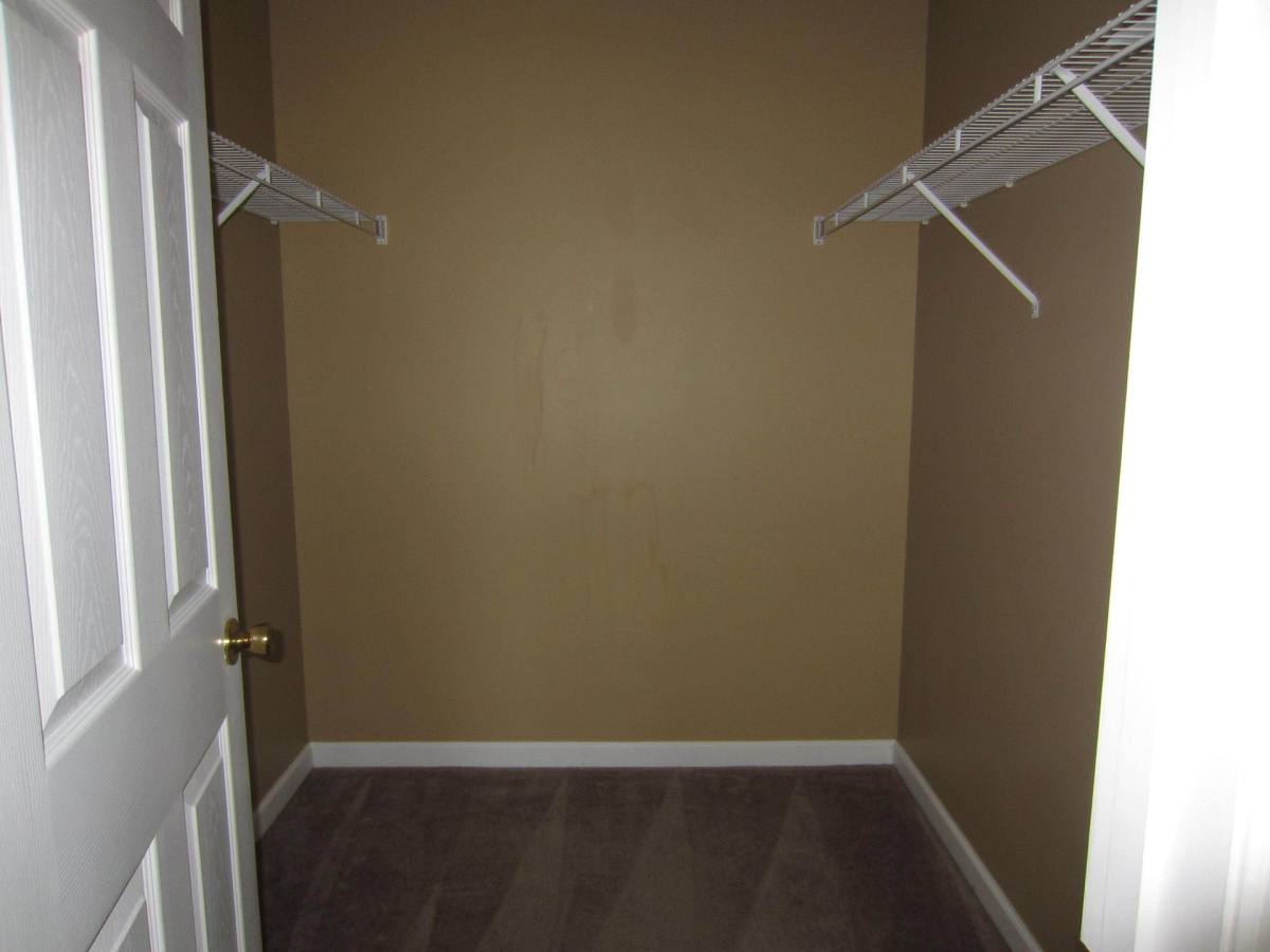 Apartment for rent at 1004 N Oak St, Valdosta, GA 31601