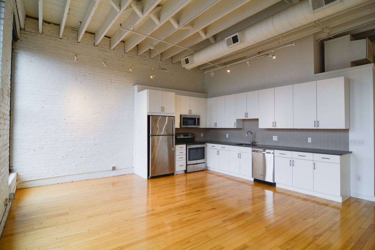 Apartment for rent at 1405 Harney St, Omaha, NE 68102