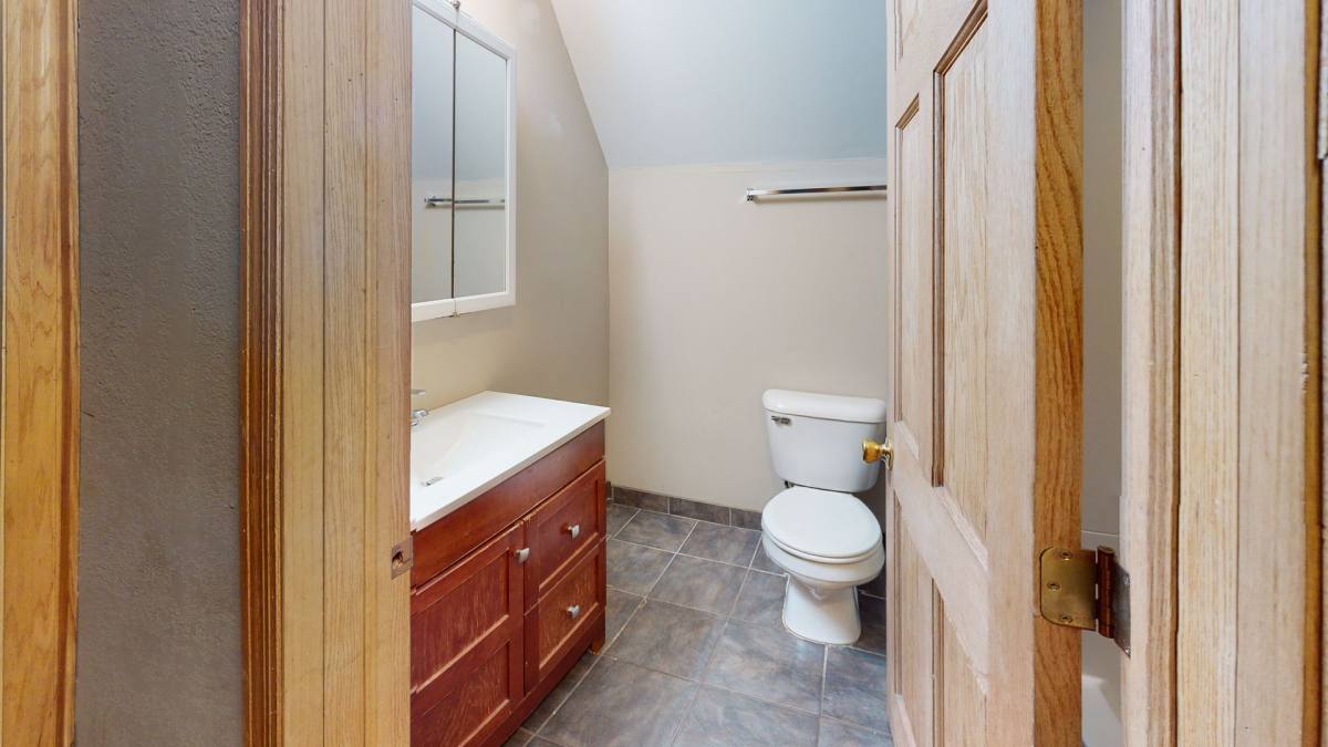 Apartment for rent at 520 12th Ave SE, Minneapolis, MN 55414
