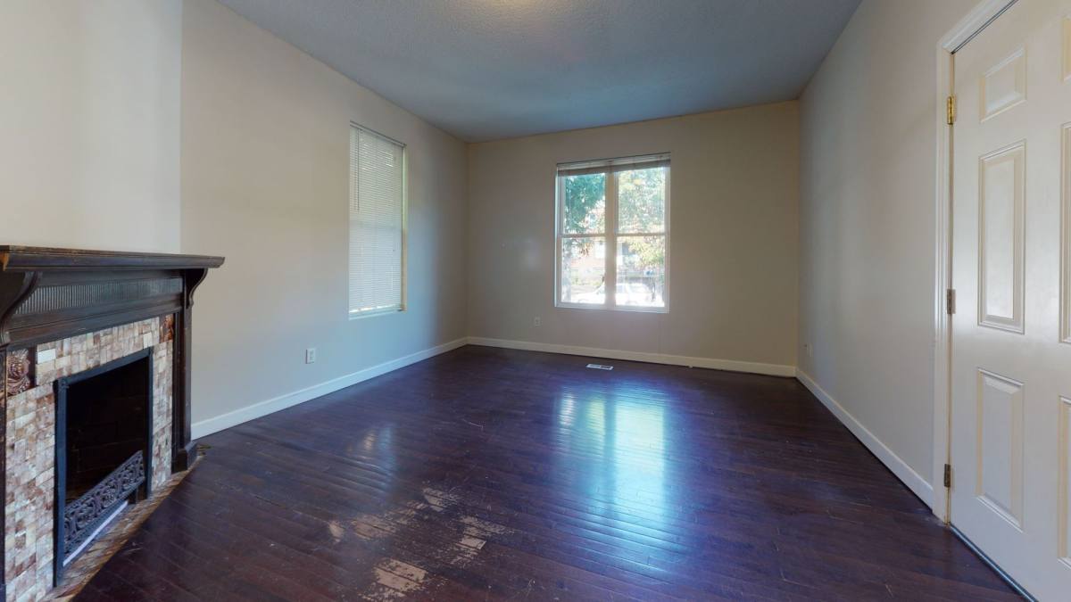 Apartment for rent at 520 12th Ave SE, Minneapolis, MN 55414