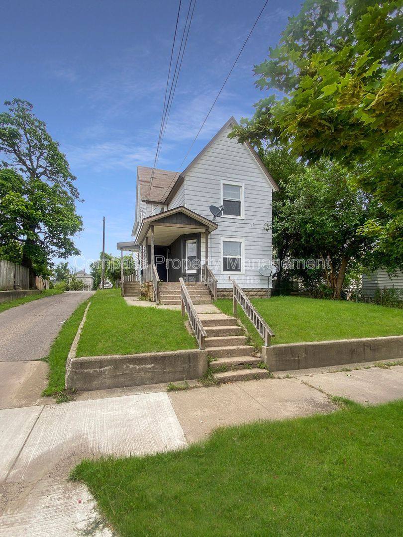 Apartment for rent at 111 Canton St SW #2, Grand Rapids, MI 49507