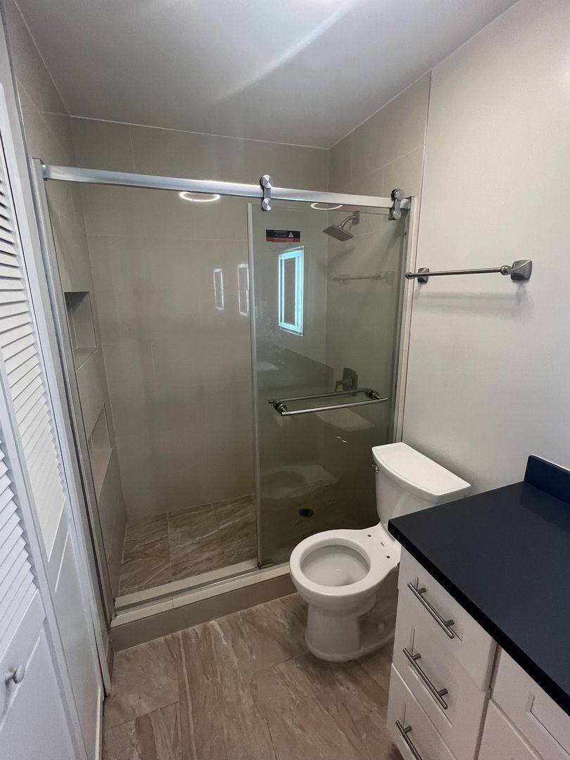 Apartment for rent at 16550 Vanowen St, Van Nuys, CA 91406