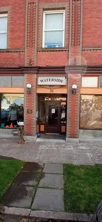 Apartment for rent at 31 Cowlitz St, Saint Helens, OR 97051