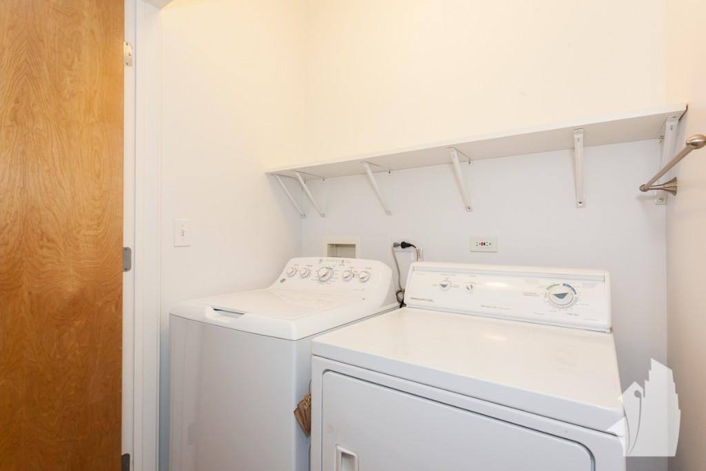 Apartment for rent at 2035 W Crystal #1, Chicago, IL 60622