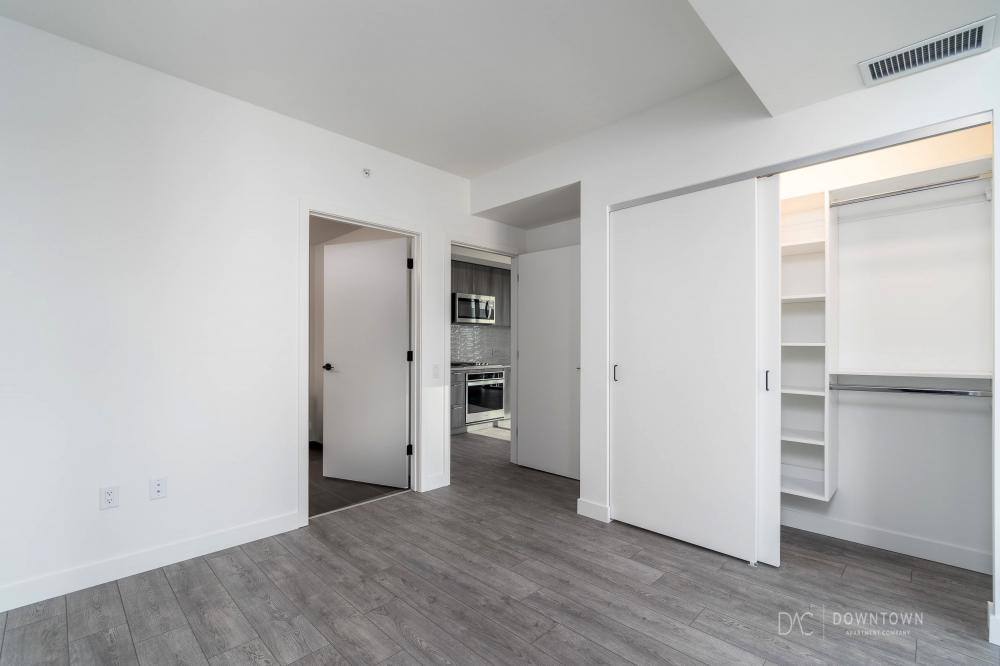 Apartment for rent at 850 W Madison, Chicago, IL 60607