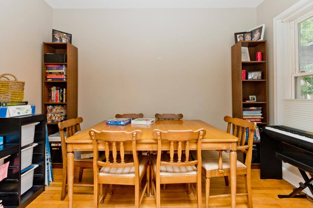Apartment for rent at 1258 W Cornelia #1, Chicago, IL 60657