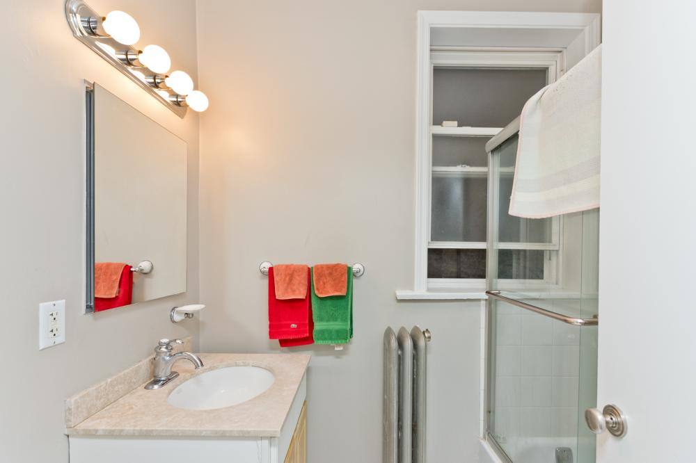 Apartment for rent at 1258 W Cornelia #1, Chicago, IL 60657