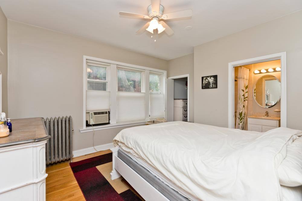 Apartment for rent at 1258 W Cornelia #1, Chicago, IL 60657