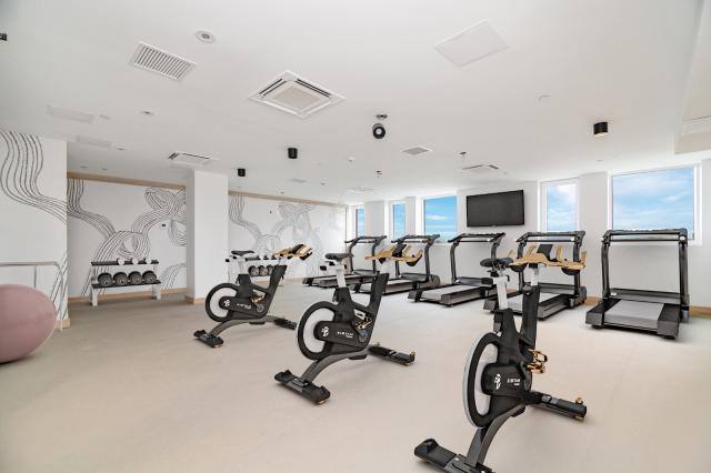 Apartment for rent at 71-82 Parsons Blvd #211, Fresh Meadows, NY 11365