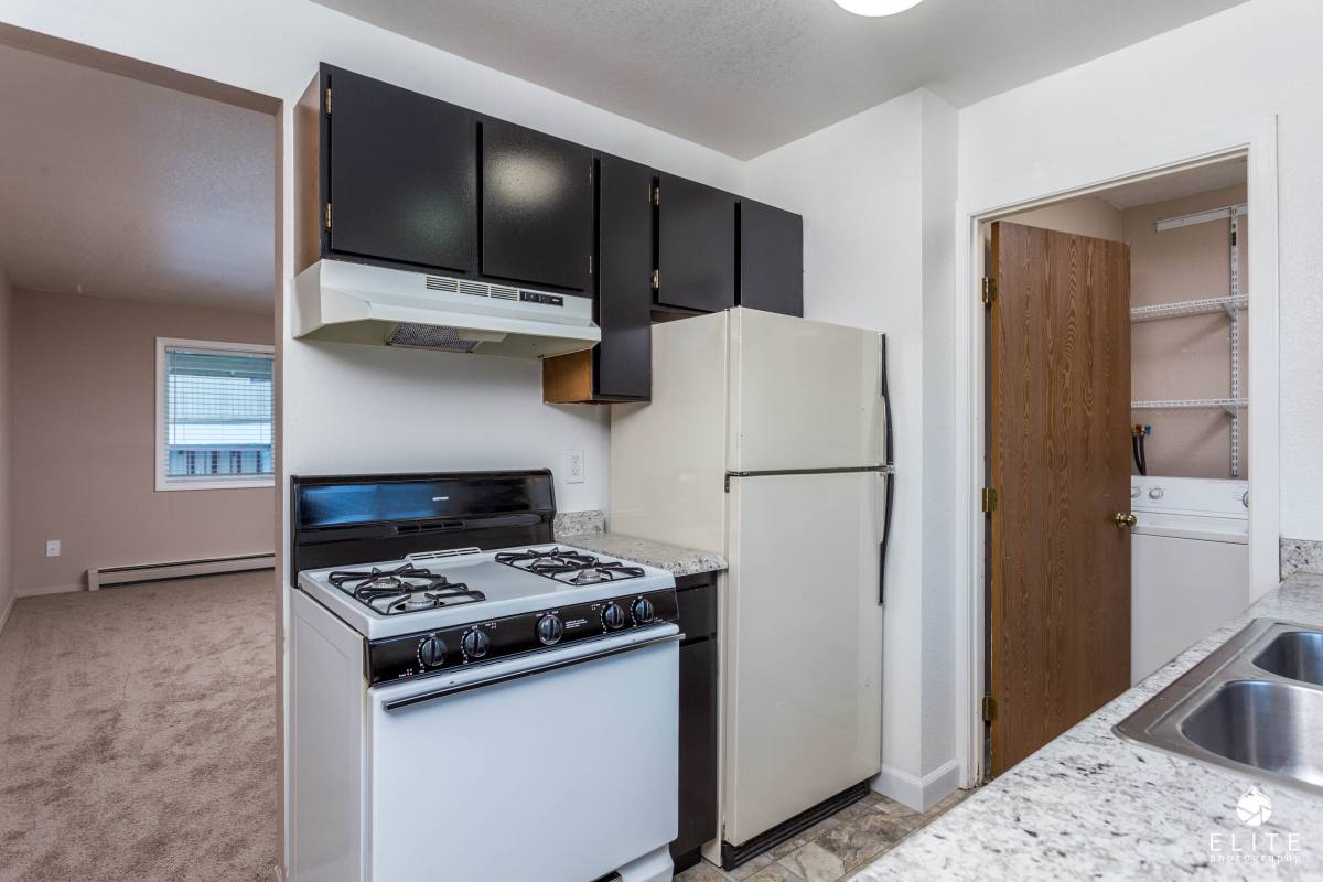 Townhouse for rent at 8121 E 16th Ave #3, Anchorage, AK 99504