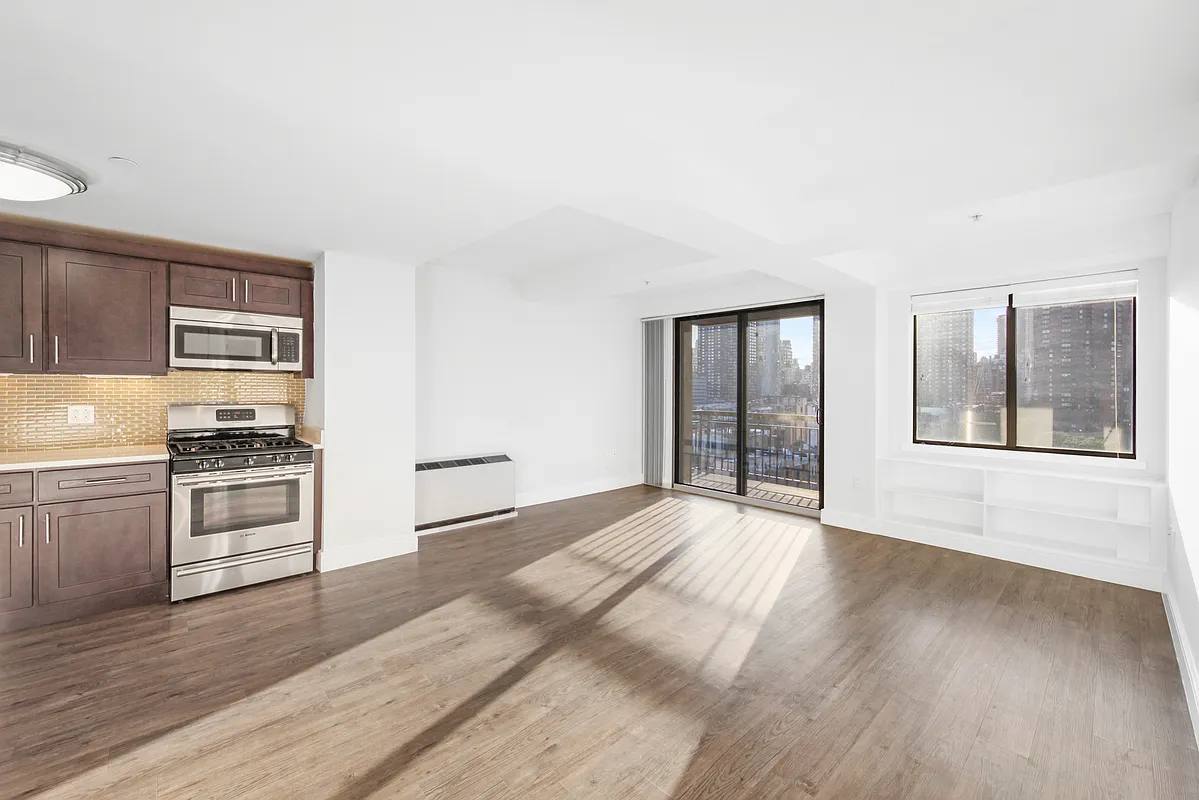 Apartment for rent at 354 E 91st St #908, New York, NY 10128