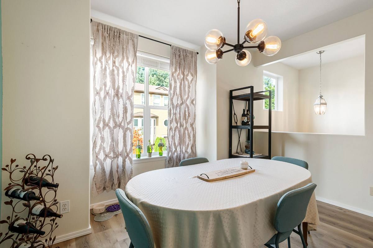Townhouse for rent at 13040 SW Caddy Place, Portland, OR 97223