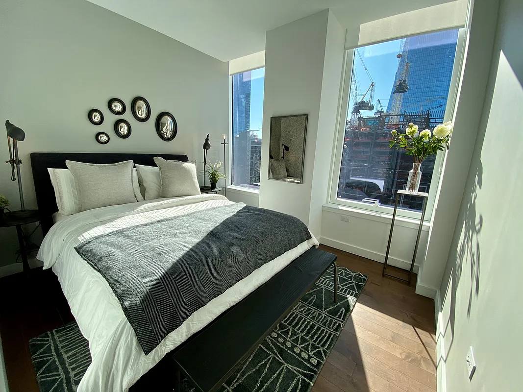 Apartment for rent at 515 W 36th St #18DD, New York, NY 10018