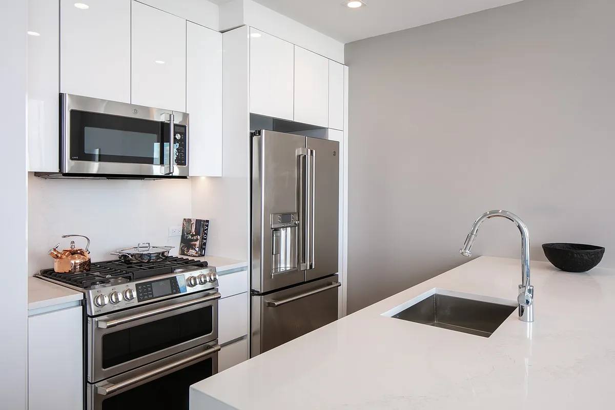 Apartment for rent at 515 W 36th St #18DD, New York, NY 10018