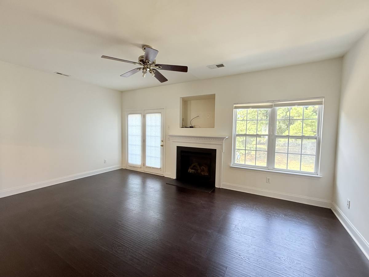 Townhouse for rent at 9858 Treeside Lane, Matthews, NC 28105