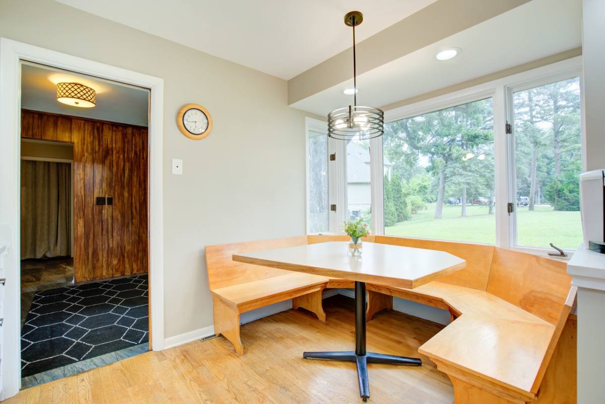 House for rent at 24W360 Hemlock Lane, Naperville, IL 60540