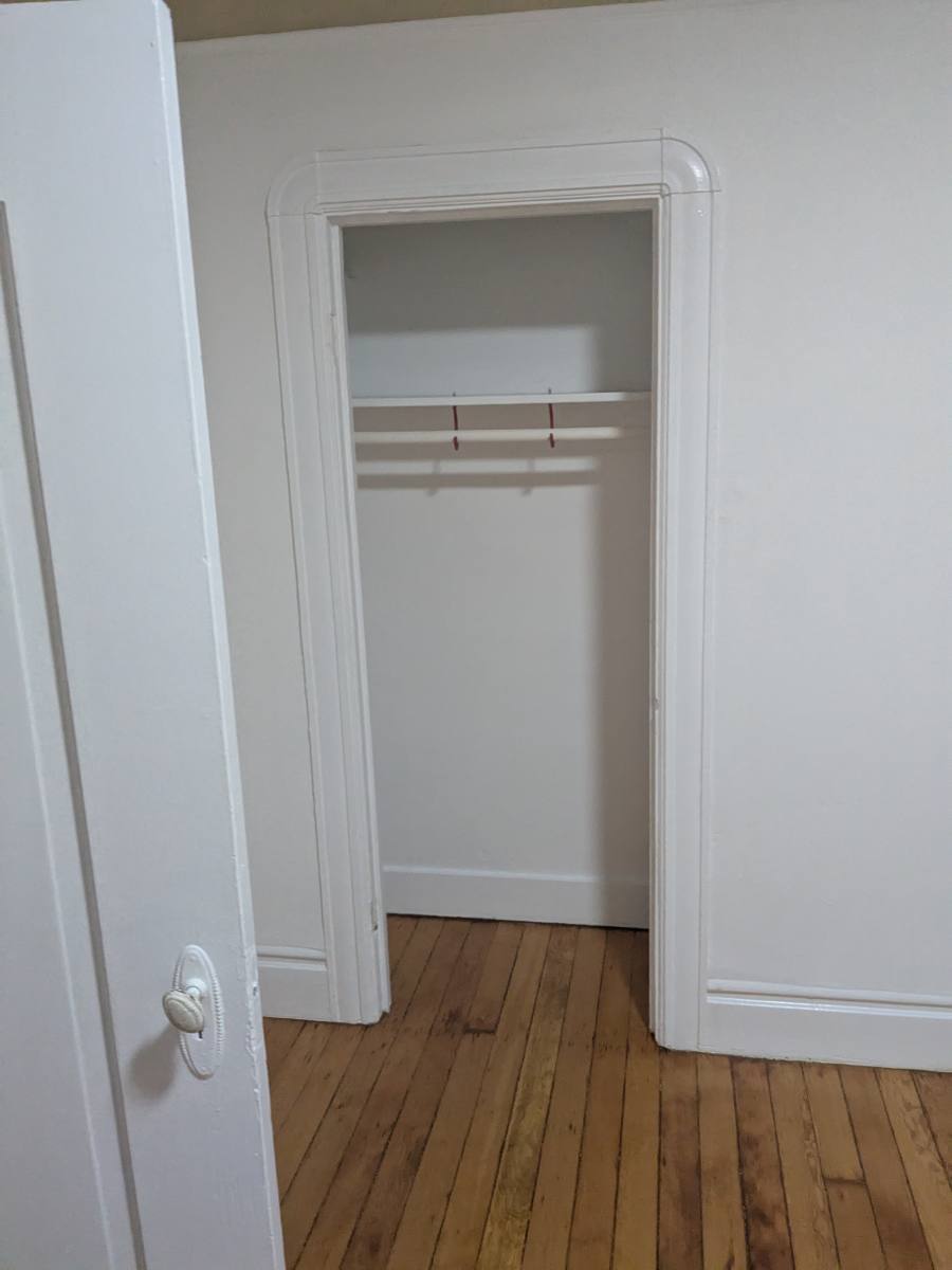 Apartment for rent at 63 Hamilton Place #63, Oakland, CA 94612