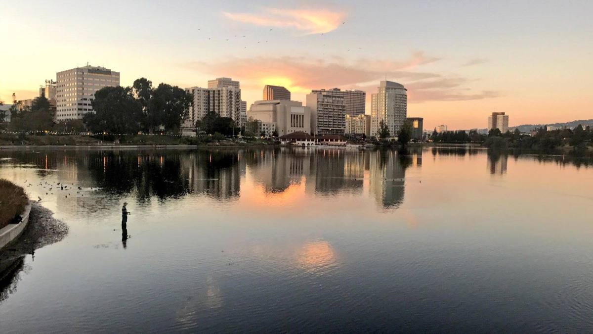 Apartment for rent at 63 Hamilton Place #63, Oakland, CA 94612
