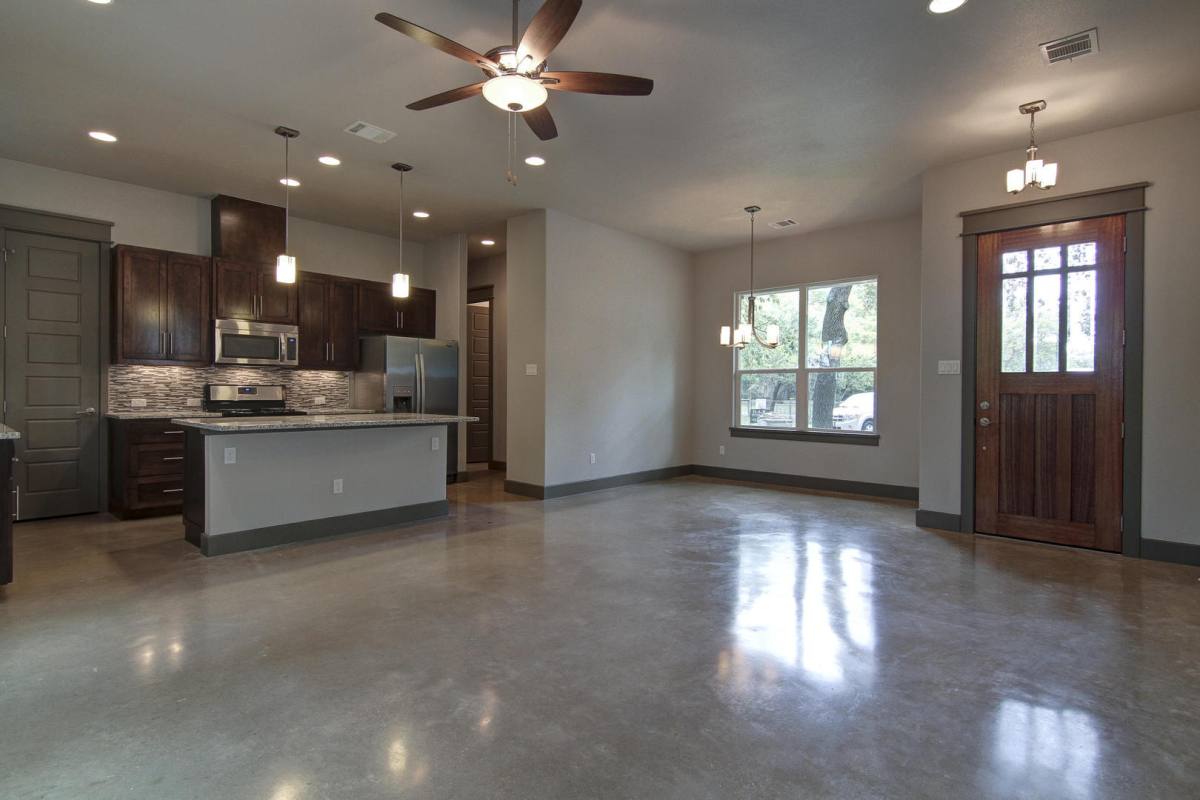 House for rent at 923 E 37th St, Austin, TX 78705