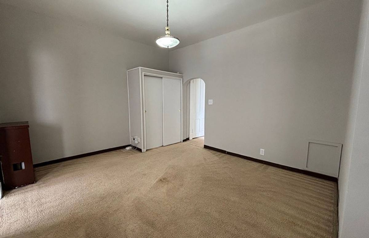 Apartment for rent at 3300 Jefferson Ave, Cincinnati, OH 45220