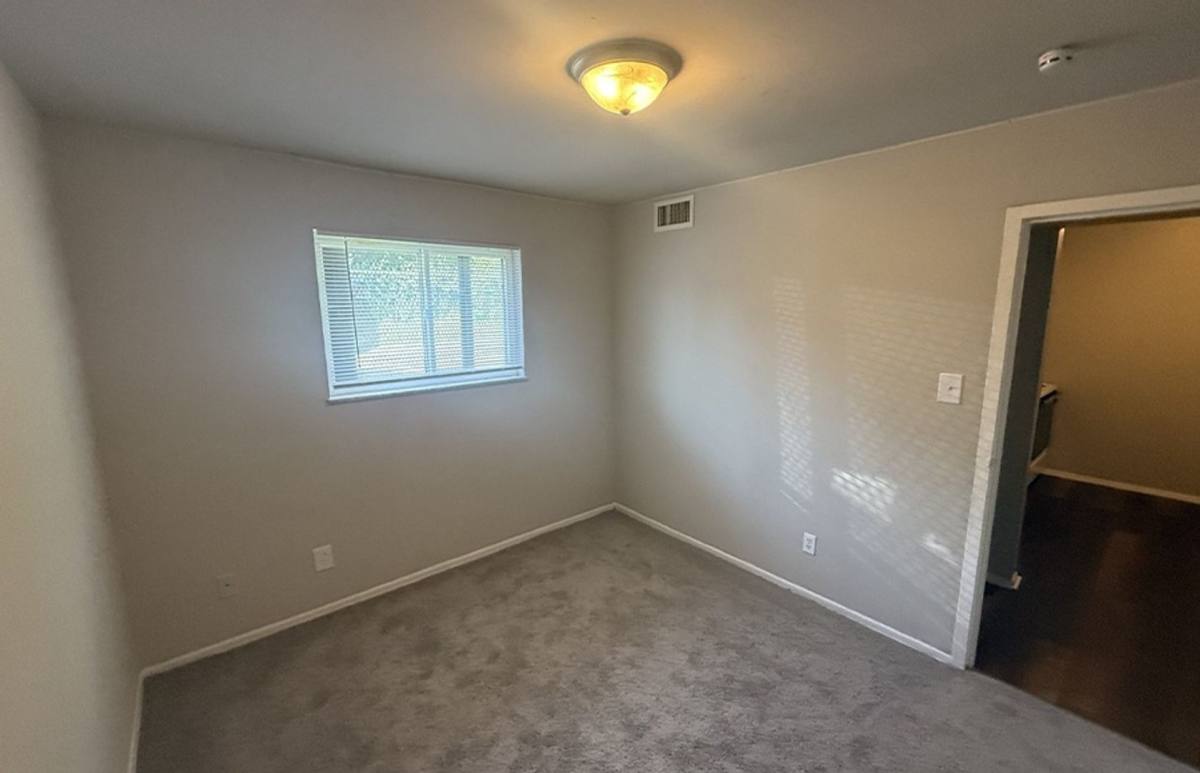 Apartment for rent at 830 Beecher St, Cincinnati, OH 45220