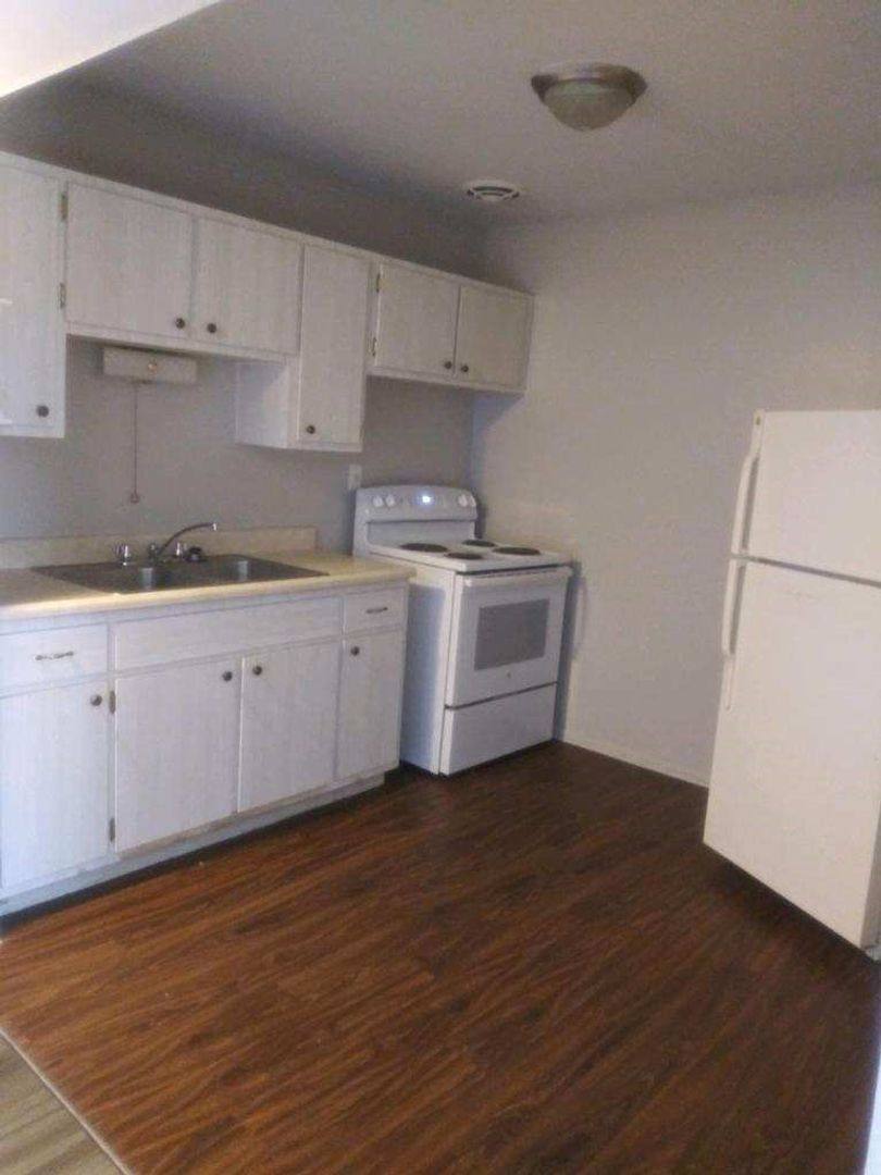 Apartment for rent at 830 Beecher St, Cincinnati, OH 45220