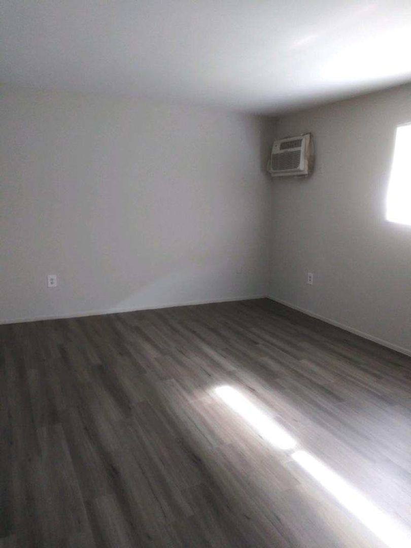 Apartment for rent at 830 Beecher St, Cincinnati, OH 45220