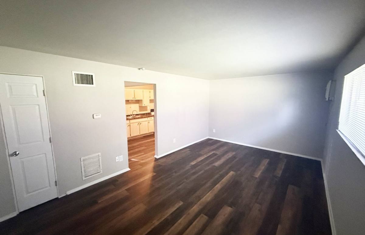 Apartment for rent at 830 Beecher St, Cincinnati, OH 45220
