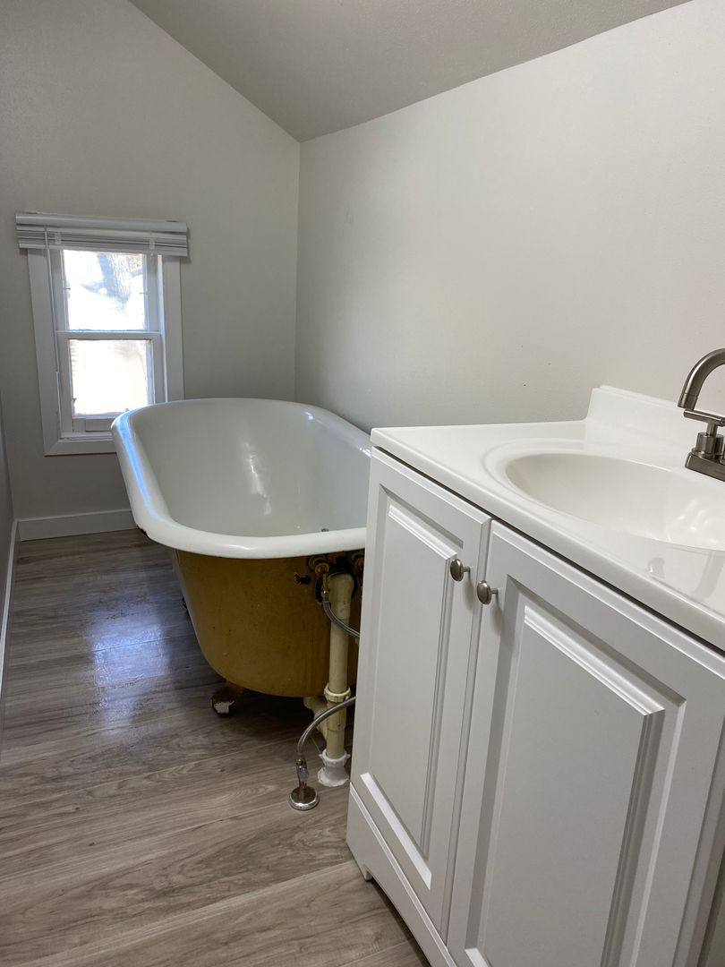 Apartment for rent at 225 Clermont St, Antigo, WI 54409