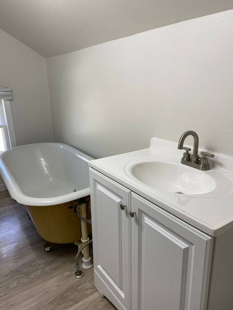 Apartment for rent at 225 Clermont St, Antigo, WI 54409