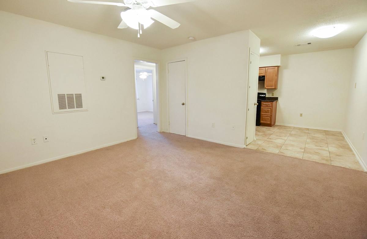 Apartment for rent at 6566 Park Manor Dr, Metairie, LA 70003