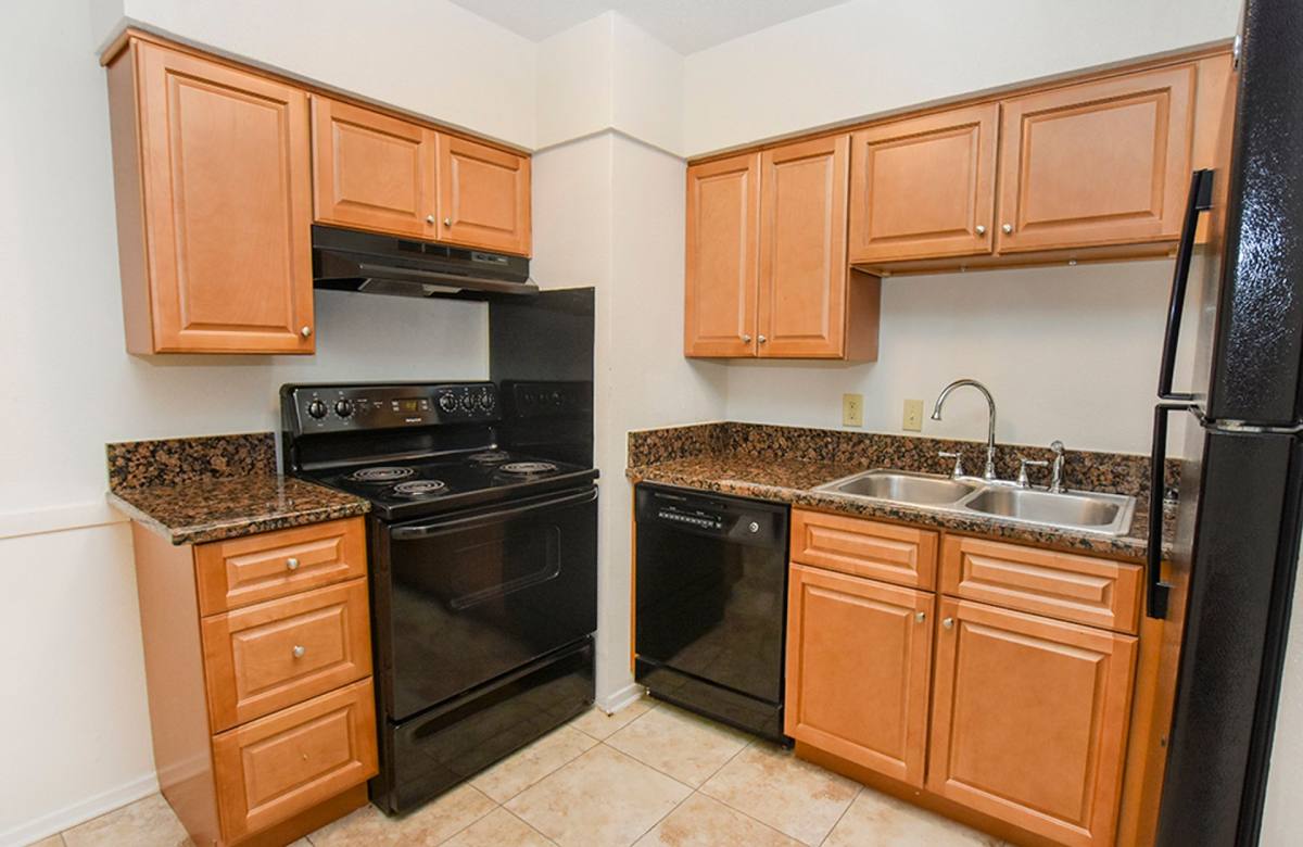 Apartment for rent at 6566 Park Manor Dr, Metairie, LA 70003