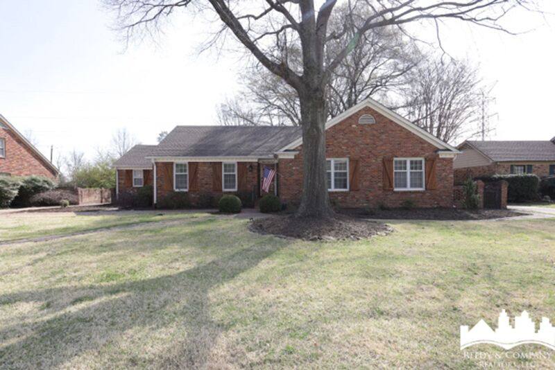 House for rent at 1264 Yorkshire Dr, Memphis, TN 38119