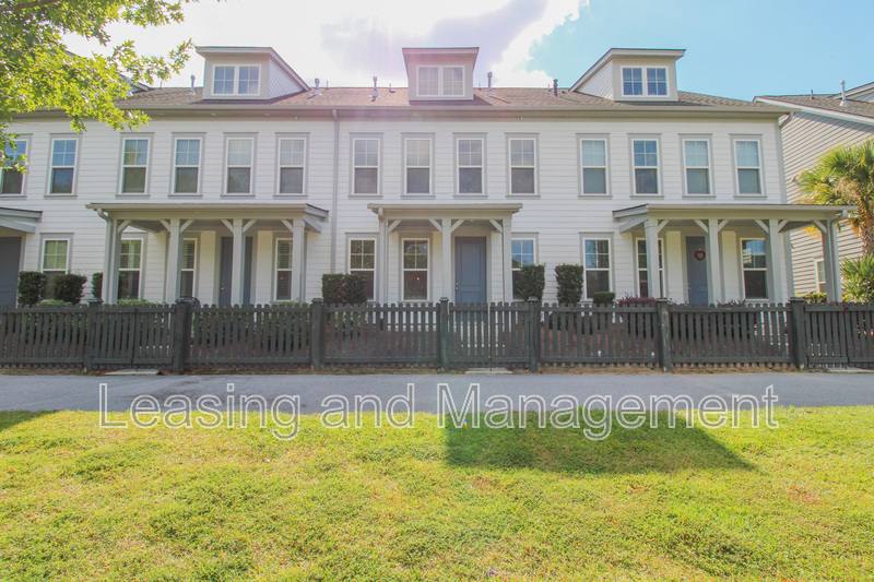 Townhouse for rent at 2234 Henry Tecklenburg Dr, Charleston, SC 29414