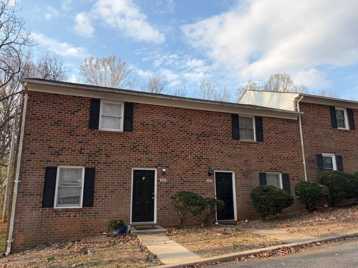 Apartment for rent at 522-540 Amelon Rd, Madison Heights, VA 24572
