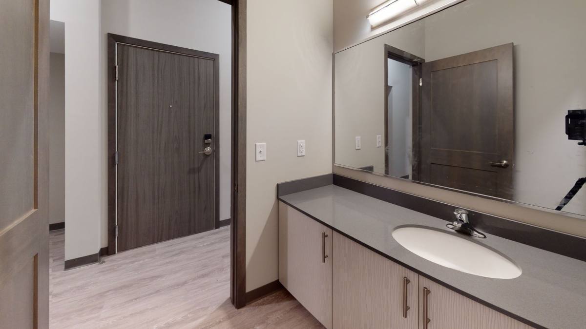 Townhouse for rent at 2622 Essex St SE, Minneapolis, MN 55414