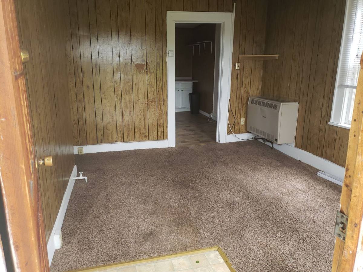 Apartment for rent at 233-235 Grant Ave, Morgantown, WV 26505