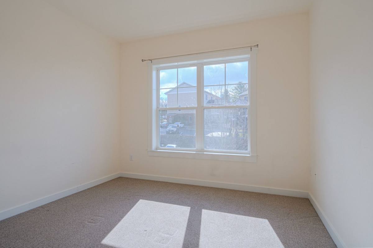 Apartment for rent at 115 Hearthstone Dr, Blacksburg, VA 24060