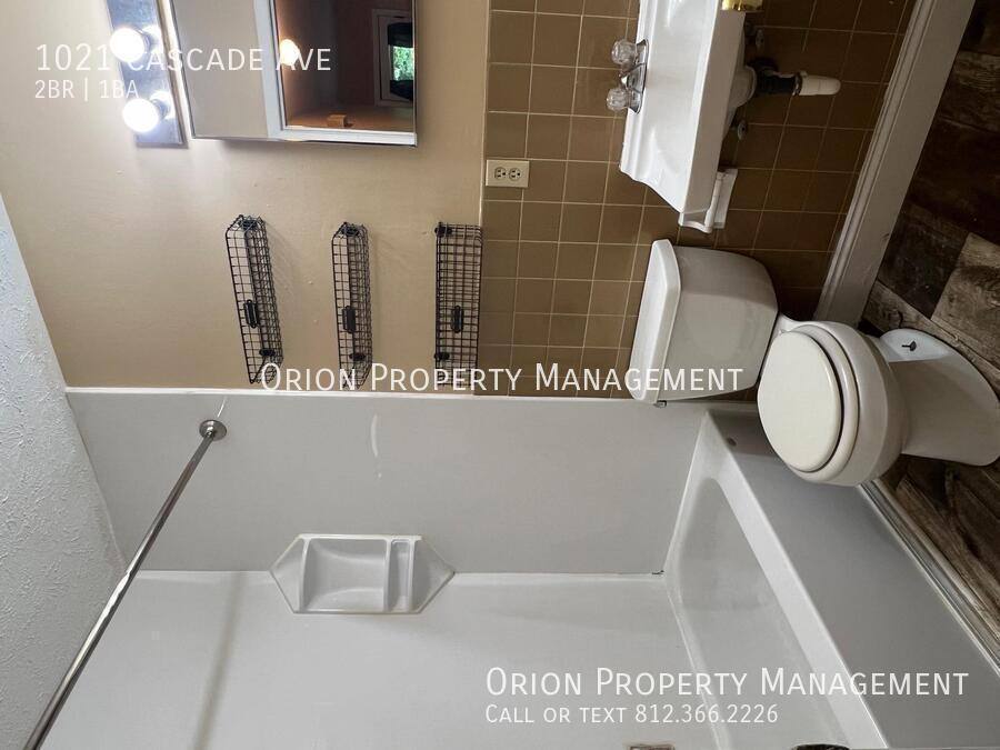 Apartment for rent at 1021 Cascade Ave, Bloomington, IN 47408
